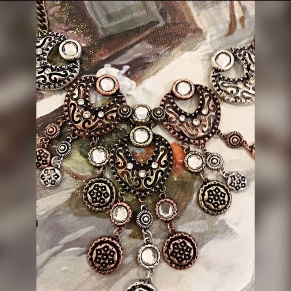🔆🔅NWOT ABSTRACT 3D NECKLACE - Picture 3 of 5